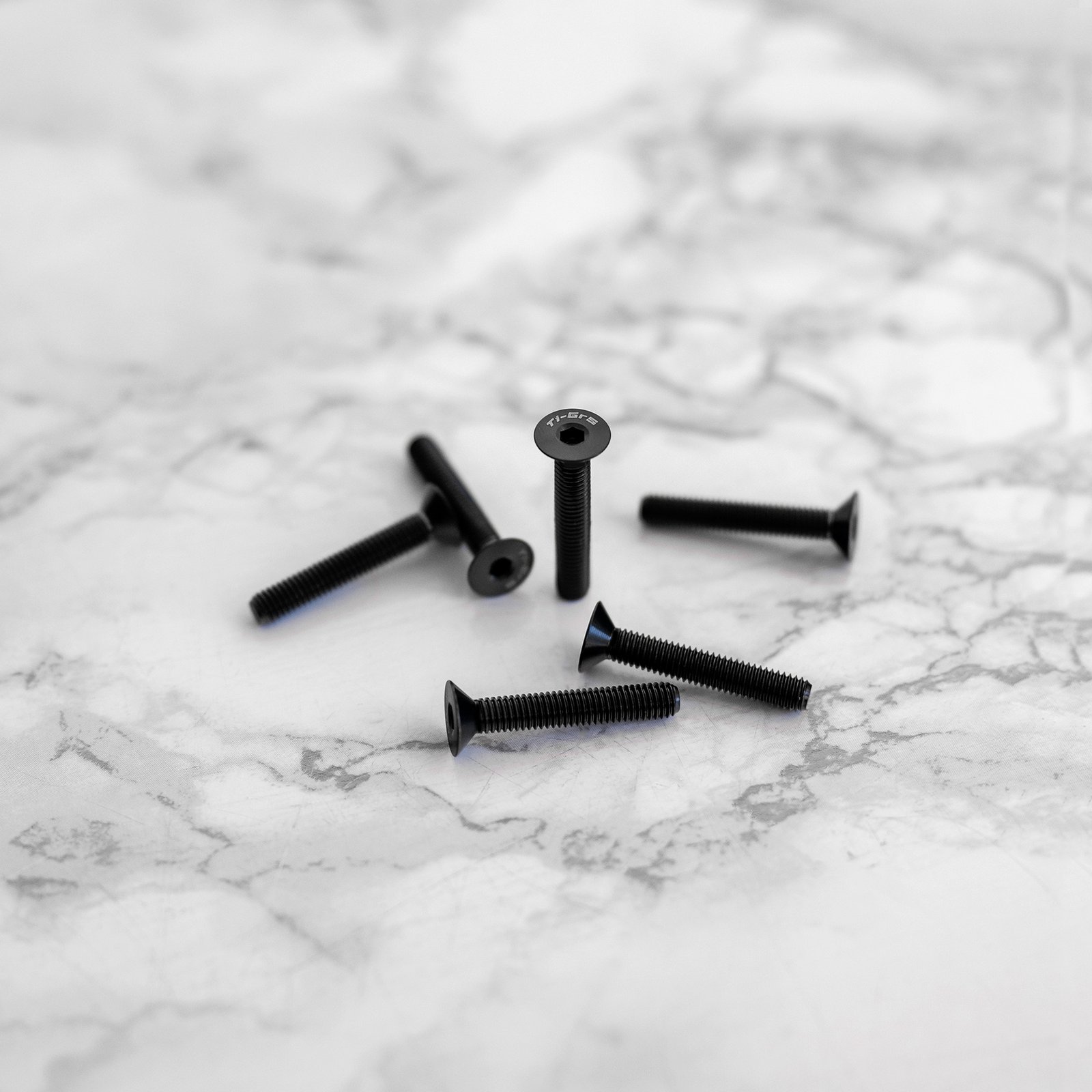 ティーズ ページ30 Ti-Gr5 Titanium Countersunk Steering Wheel Bolts - M5x30 | NDF Café
